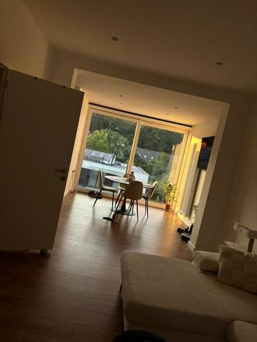 Appartement te huur - Foto 2