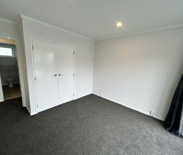 RENOVATED 2 bedroom unit - Photo 3