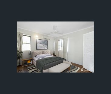 TOP FLOOR UNIT - FRONT OF COMPLEX - Photo 6