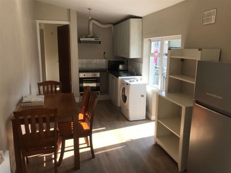 Flat B, First Floor, Old Post Office, Main Street, Roundwood, Wicklow - Photo 5