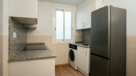 Carrer de Santa Anna, Barcelona, Catalonia 08002 - Foto 4