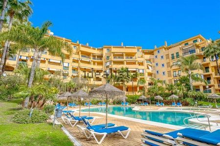 Alquiler de piso en Avenida Santiago de Compostela - Photo 5