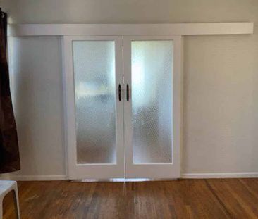 New Windsor - 3 Bedrooms - Photo 2