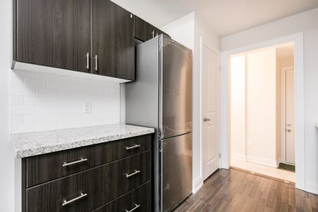 For Lease - 59 Creekbank Road Unit# Main & Lower, Toronto, Ontario - Photo 4