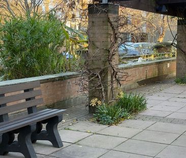 Room in a Shared Flat, Kite House, SW11 - Photo 6