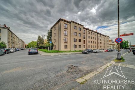 Pronájem bytu 3+1 s balkonem v Kutné Hoře, ulice Jiráskovy sady - Fotografie 2