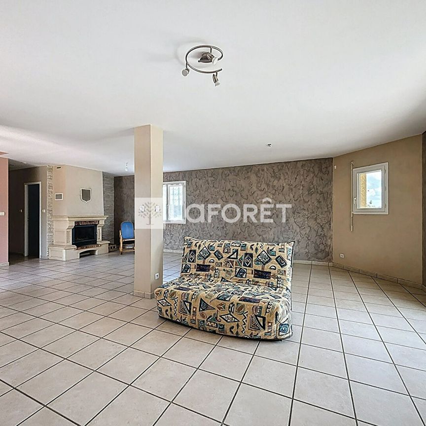 Maison T6 Saint-Georges-sur-Renon à louer - Photo 1