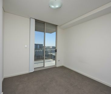 704D/48-56 Derby Street, Kingswood NSW - Photo 5