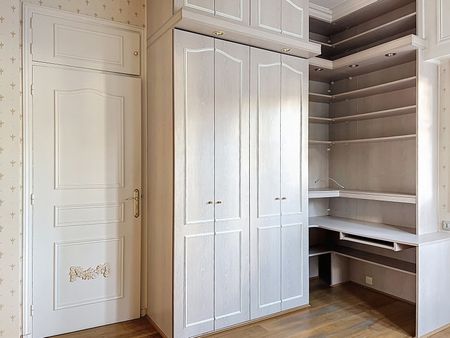 Location Appartement 1 pièce 32m² NICE 06000 - Photo 2