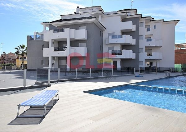 Apartment with 2 bedrooms in Ground Floor with terrace *