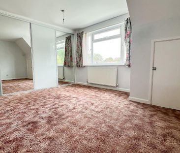 4 bedroom semi-detached house to rent - Photo 4