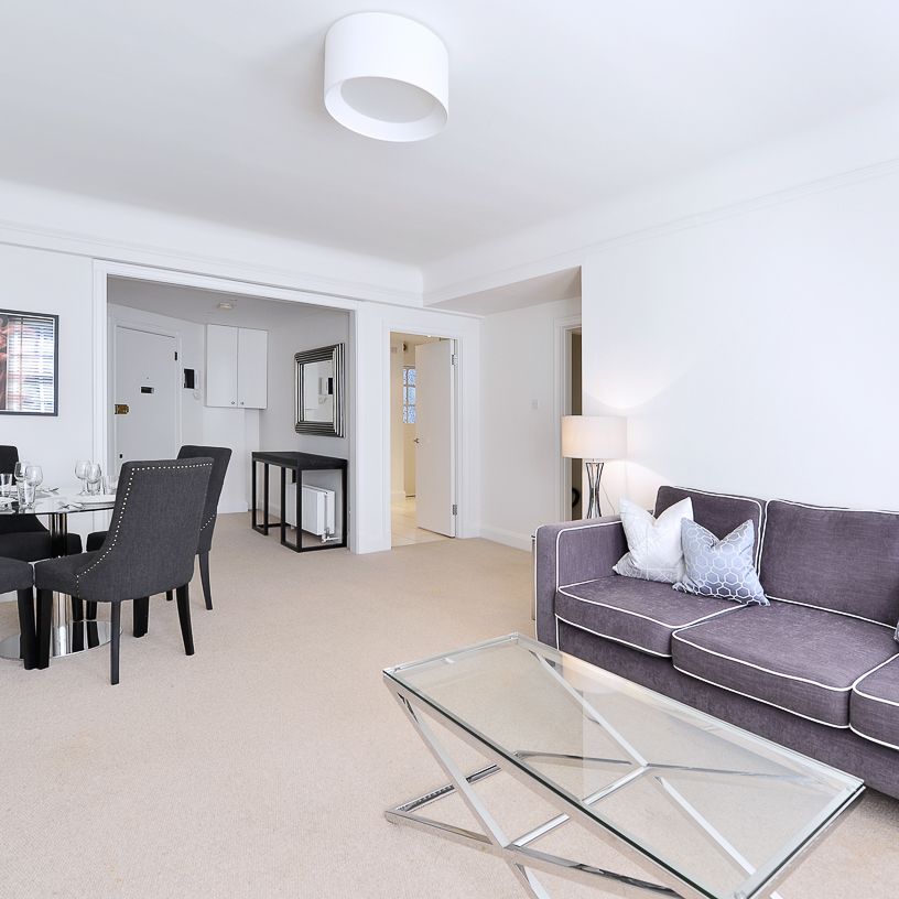 Exceptional Two-Bedroom, Two-Bathroom apartment – Fulham Road, Chelsea, SW3 6SH - Photo 1