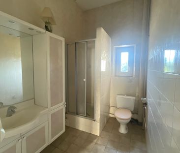 Location Appartement 2 pièces 67m² RIVES 38140 - Photo 6