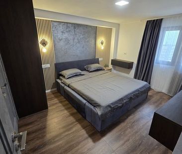 Inchiriez parter casa 3 camere cu baie proprie finisaje ultramoderne - Fotografie 3