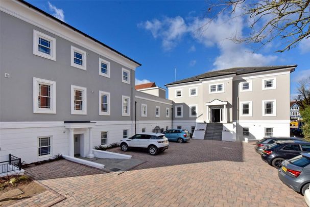 2 bedroom apartment to rent - Photo 1