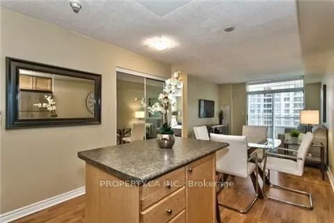 For Lease - 3888 Duke Of York Boulevard Unit# 731, Mississauga, Ontario - Photo 1