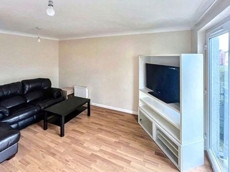 Sun Gardens, Thornaby, Stockton-on-Tees, Durham, TS17 6PL - Photo 3