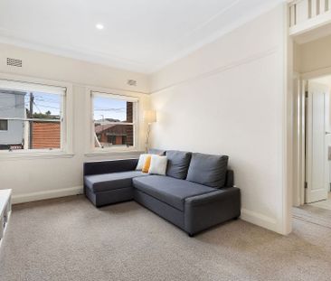 8/142 Pittwater Road, - Photo 4