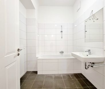 Charmante 2-Zimmer-Altbauwohnung mit Lift - Foto 4