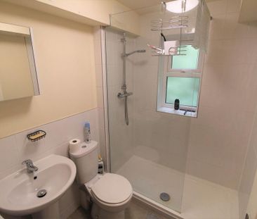 1 bedroom semi-detached house to rent - Photo 6