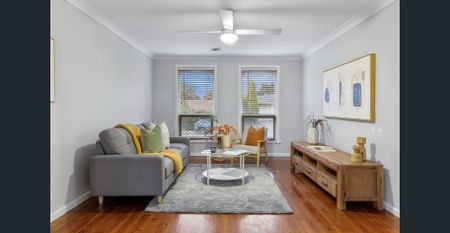 Bright and Spacious Property, Perfect for Family Living - Photo 2