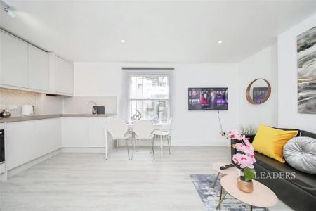 2 bedroom flat to rent - Photo 3