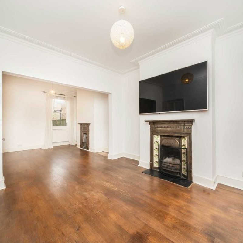 Bridgman Road, W4, London - Photo 1