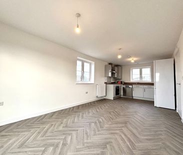 Martins Way, Stratford-upon-Avon, CV37 - Photo 5