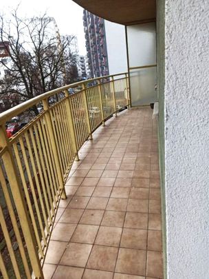 Stare Miasto, 2 pokoje, duży balkon. Polecam. - Zdjęcie 1