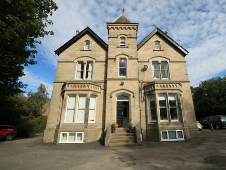 Flat to rent on - Photo 5