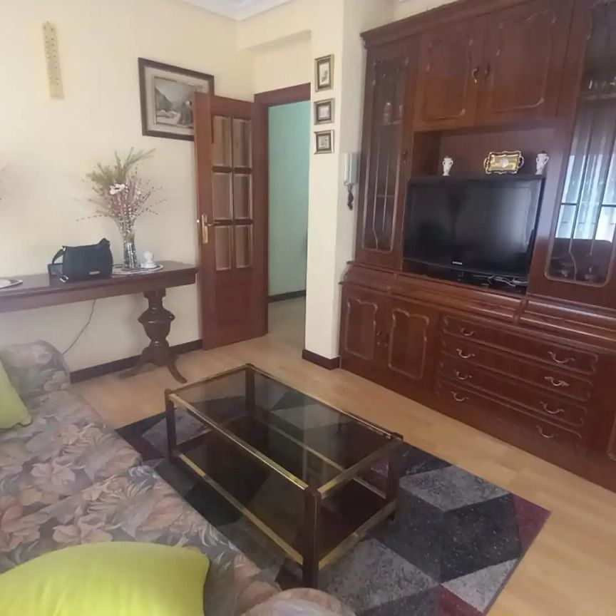 Piso de alquiler en Calle Saucelle, San Bernardo - Foto 1