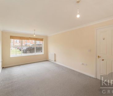 2 Bedroom Flat - Ground Floor To Let - Photo 2