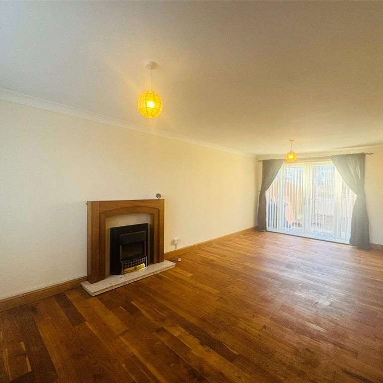 2 bedroom terraced house to rent - Photo 1