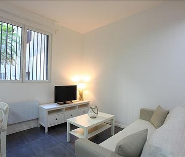 Appartement 1 pièces 27m2 MARSEILLE 4EME 567 euros - Photo 2