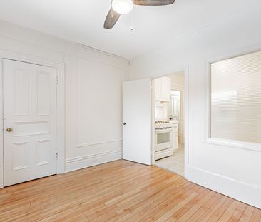 For Lease - 347 Walmer Road Unit# 2nd Floor Unit 3, Toronto, Ontario - Photo 3