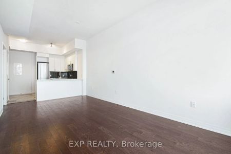 805 Carling Avenue ##1805 - Photo 2