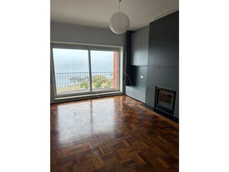 2 room luxury Flat for rent in Porto, Portugal - Photo 4