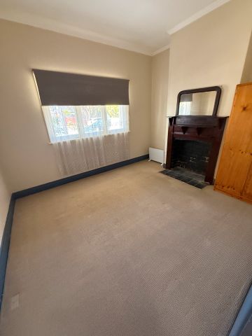 Easy living and a brilliant lifestyle right on your doorstep - Photo 4