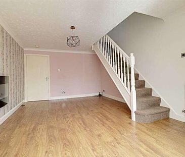 Astbury Close, Turnberry, Bloxwich, WS3 - Photo 3