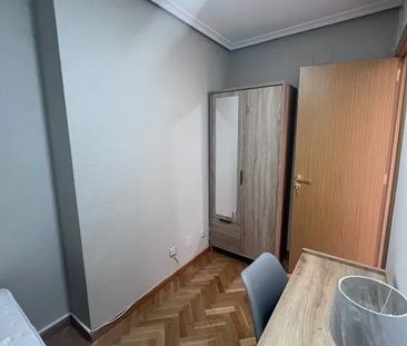 Calle de Caleruega, Madrid, Community of Madrid 28033 - Photo 3