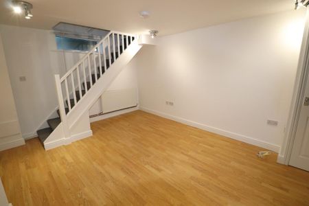 1 bedroom terraced house to rent - Photo 5