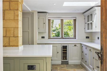 2 bedroom detached house to rent - Photo 4