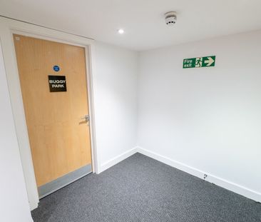 Sutton Court Road, Sutton, SM1 - Photo 2