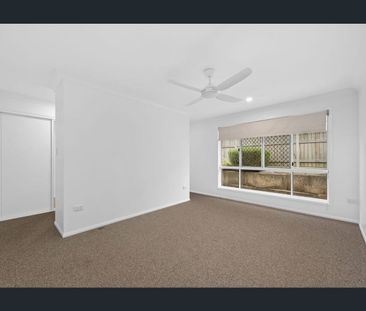 Spacious Family Living in Peaceful Cotswold Hills - Photo 2