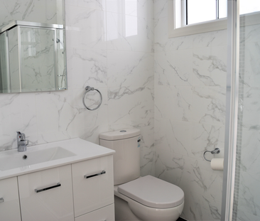 Unit B, 135 Pennant Hills Road, Carlingford, NSW - Photo 4