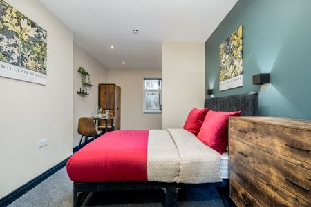 Crown House, Nuneaton, CV11 4BX - Photo 2