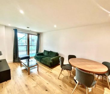 2 bedroom apartment to rent - Photo 5