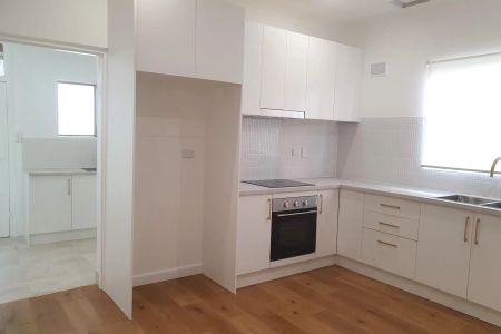 Newly Renovated 3-Bedroom Home for Rent in Seaton - Photo 3