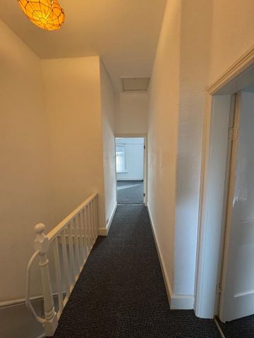 2 Bed Terraced House, Hinderton Road, CH41 - Photo 3