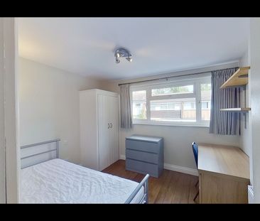 5 Bed End Terrace, Friars Court, NG7 - Photo 6